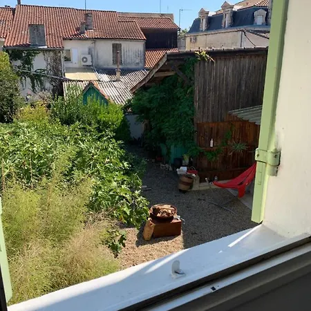La Maison De Caillou Hotel La Roche-Chalais